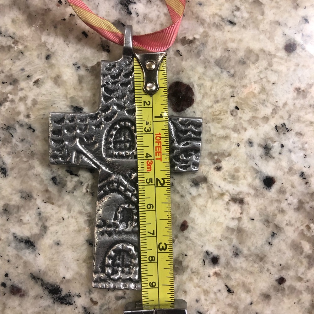 Beautiful Silver Cross Pendent - image 4